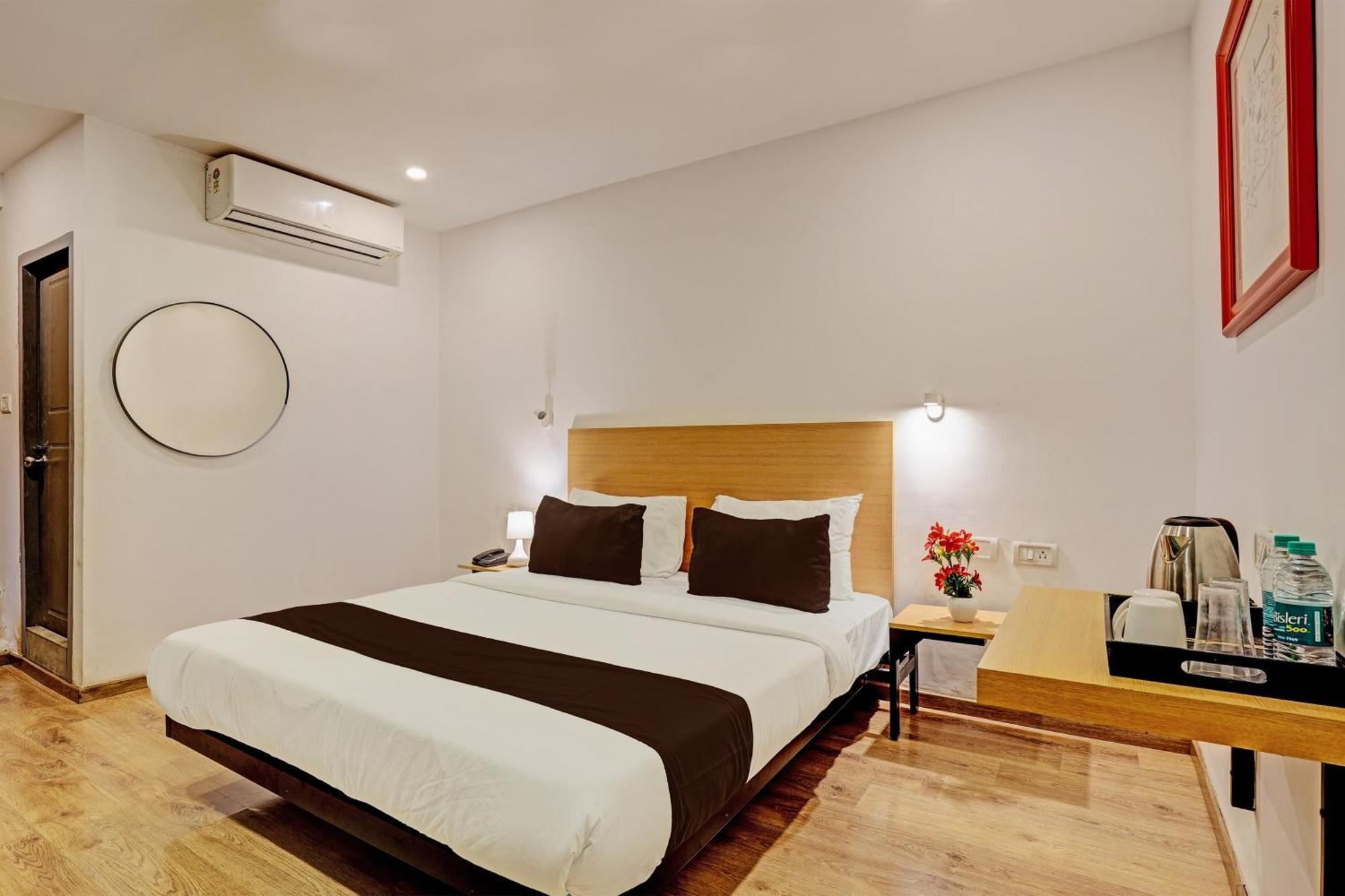 Hotel Qubic Near Igi Delhi Airport นิวเดลี ภายนอก รูปภาพ